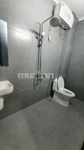 Cho nữ thuê phòng trọ 20m2, tầng 3, k chung chủ tại ngõ 6B Thành Công