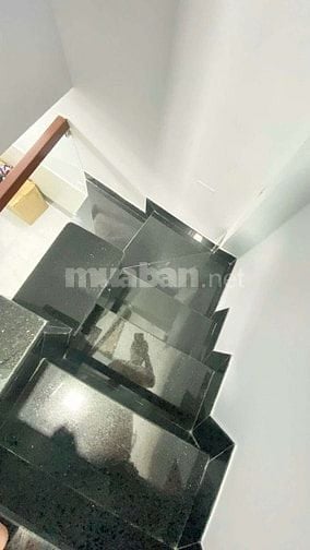NHỈNH 3 TỶ - 3 TẦNG MỚI ĐẸP HẺM XE HƠI THÍCH QUẢNG ĐỨC - TT PHÚ NHUẬN