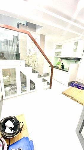 NHỈNH 3 TỶ - 3 TẦNG MỚI ĐẸP HẺM XE HƠI THÍCH QUẢNG ĐỨC - TT PHÚ NHUẬN