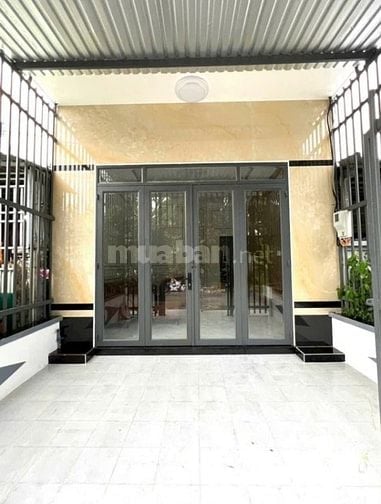 Bán Gấp Nhà Mới Keng 110m2 Sau Bệnh Viện Xuyên Á - Giá 730Tr -  SHR