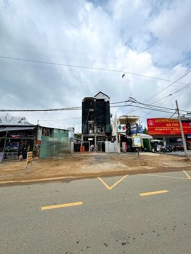 BÁN NHÀ MẶT TIỀN : 558B NGUYỄN THỊ ĐỊNH - P. THẠNH MỸ LỢI -Q2