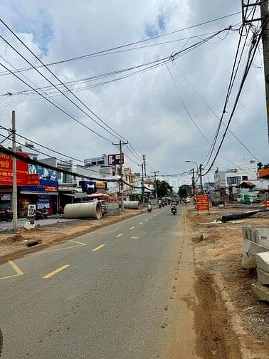 BÁN NHÀ MẶT TIỀN : 558B NGUYỄN THỊ ĐỊNH - P. THẠNH MỸ LỢI -Q2