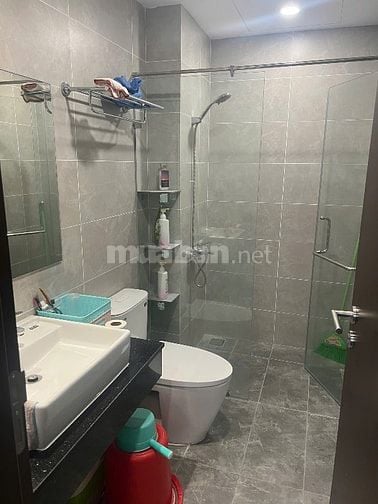 Cho thuê căn 3PN 2WC full nội thất C-Skyview, vào ở ngay, view hồ bơi