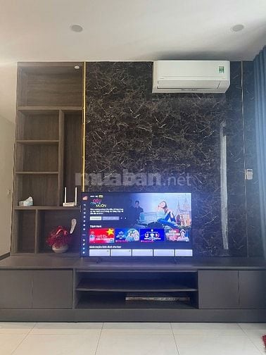 Cho thuê căn 3PN 2WC full nội thất C-Skyview, vào ở ngay, view hồ bơi