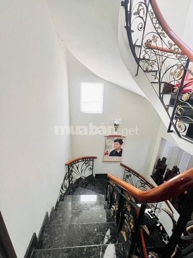 Bán gấp nhà mặt tiền 3 tầng An Dương Vương, gần chợ Phú Lâm, chỉ 8 tỷ