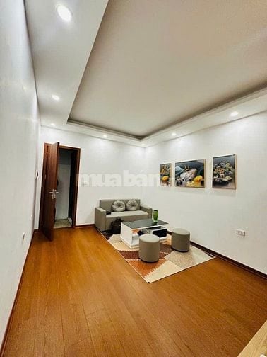Tôi bán Tập thể Hai Bà Trưng giá 2,48 Tỷ, 58m2. 2N+VS. LÔ GÓC 