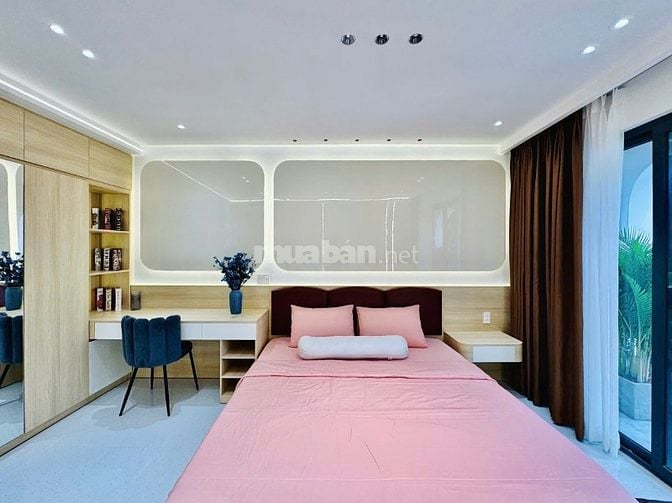 CHỦ BÁN NHÀ ĐẸP MỚI XÂY ĐÚC 3LẦU FULL NỘI THẤT GẦN SÂN BAY GIÁ MỀM