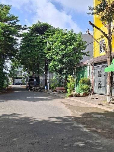Bán đất đường A1 Phước Long B Quận 9 cũ giá 17,5 tỷ