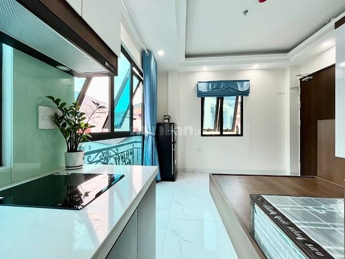 Khai trương tòa mới tại Hồ Tùng Mậu