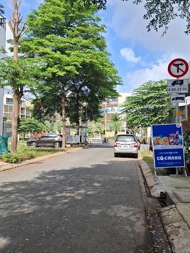 Bán đất đường A1 Phước Long B Quận 9 cũ giá 17,5 tỷ