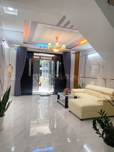 Gấp bán căn nhà 65m2 2tỷ350 Nguyễn Văn Đậu Bình Thạnh. Sổ hồng riêng.