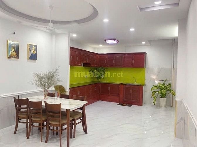 Gấp bán căn nhà 65m2 2tỷ350 Nguyễn Văn Đậu Bình Thạnh. Sổ hồng riêng.