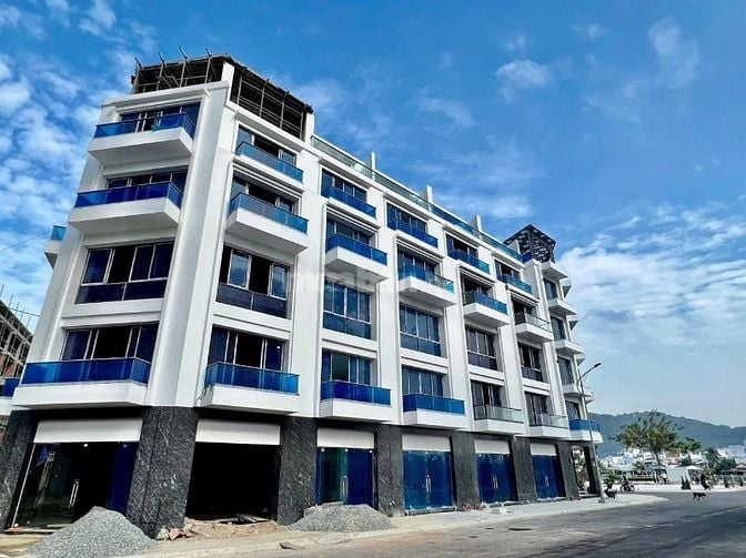 Bán nhà biệt thự Cồn Tân Lập Nha Trang chỉ 100tr/m2 ở đường Xóm Cồn