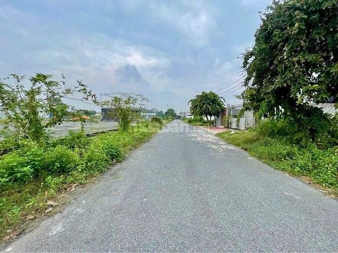 CHÍNH CHỦ GỬI BÁN  200M2 GIÁ 650 TR Đ.QL22 TT CỦ CHI TP HỒ CHÍ MINH