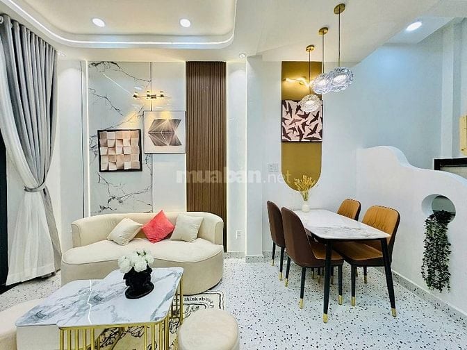 Chủ về Bình Dương ở luôn nên CẦN BÁN GẤP nhà LTK Q10, Giá chỉ 2tỷ350Tr