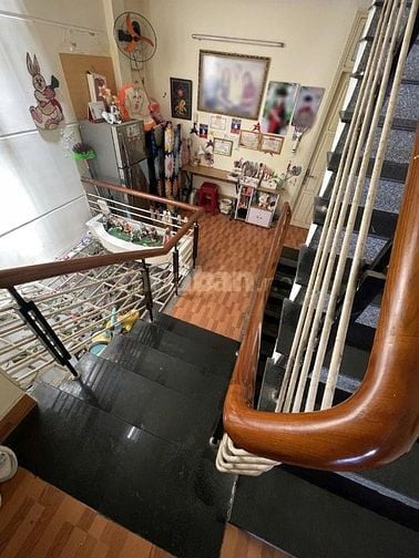 Nhà 2 kiệt, Phạm Nhữ Tăng 2,5m.(5 tầng)75m2,dtsd:200m2,giá:4.5 tỷ