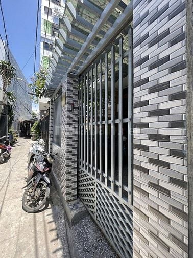Nhà 2 kiệt, Phạm Nhữ Tăng 2,5m.(5 tầng)75m2,dtsd:200m2,giá:4.5 tỷ