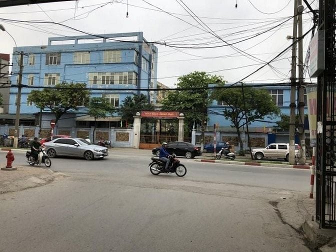  Siêu hót cho thuê  kho diện tích 500–820m² ngay mặt phố Vạn Phúc, Hà 