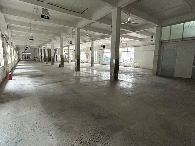  Siêu hót cho thuê  kho diện tích 500–820m² ngay mặt phố Vạn Phúc, Hà 