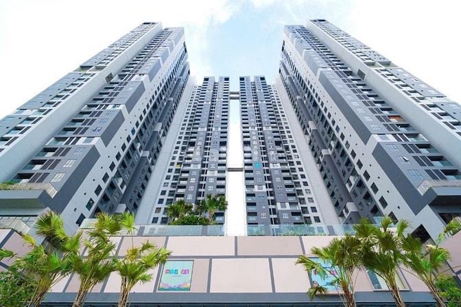 CẦN BÁN 4 CĂN HT PEARL NHÀ MỚI 100% , CÓ SỔ SẴN!!!!