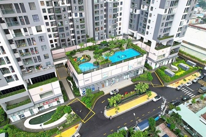 CẦN BÁN 4 CĂN HT PEARL NHÀ MỚI 100% , CÓ SỔ SẴN!!!!