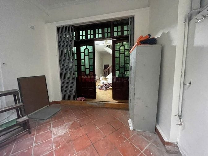 Nhà riêng ngõ phố yên lạc kim ngưu dt60m2x4t giá 18tr 