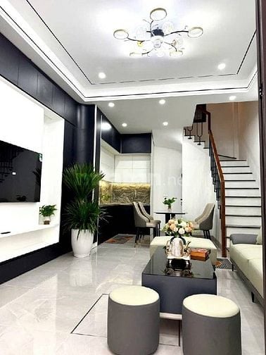 NHÀ MỚI NGỌC THỤY 47M2X 5 TẦNG, MT 4M. FULL NỘI THẤT. 7.6 TỶ