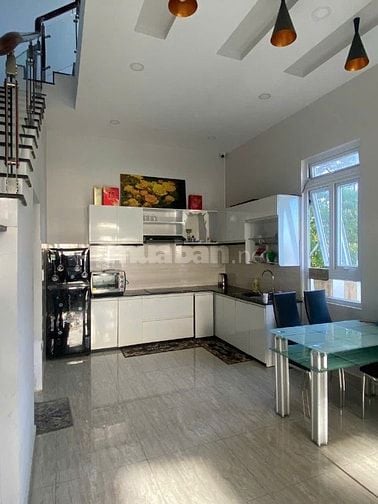 Cho thuê villa 3 phòng phường 8 đà lạt 12 triệu /tháng view đẹp 