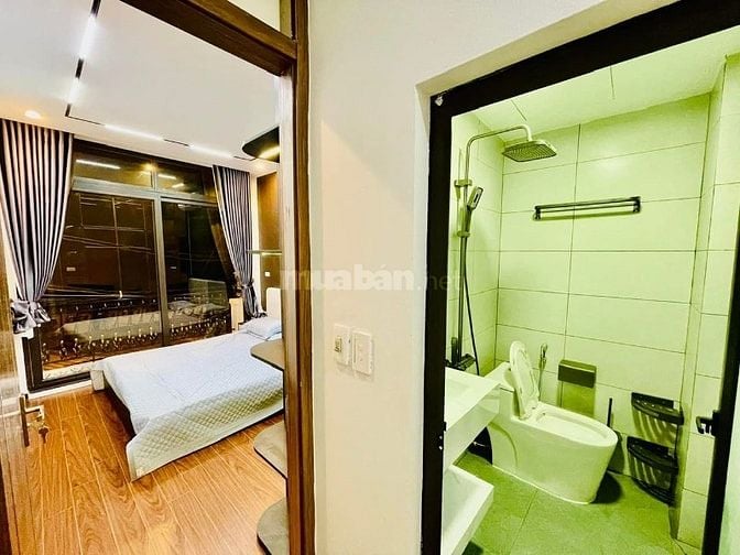 Bán nhà mặt phố Lạc Long Quân - Trích Sài - hồ Tây, Hà Nội 