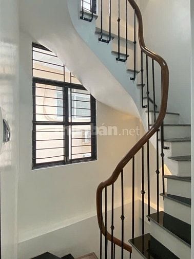 184.115 Đường Đê Trần Khát Chân, Phường Thanh Lương, Quận Hai Bà Trưng