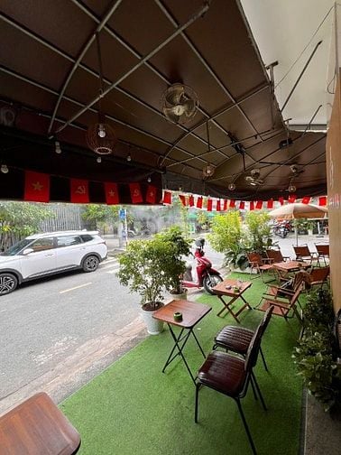  Sang quán cafe góc 2 MT , thuê 12tr vị trí đẹp 67A Ỷ Lan, Tân Phú