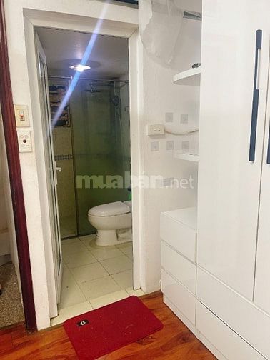 Cho thuê nhà đủ nội thất, 25m*5 tầng, phố Vọng, HBT, Hà Nội. Giá 10tr