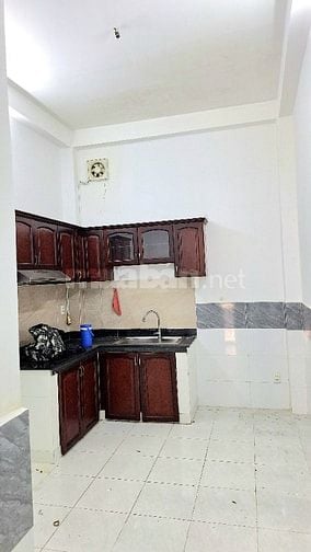 Nhà đẹp, 3,3m x 16m, Trệt, 1lầu, sát MT Bùi M Trực P6, Q8.