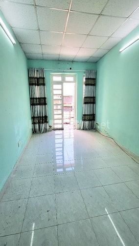 Nhà đẹp, 3,3m x 16m, Trệt, 1lầu, sát MT Bùi M Trực P6, Q8.