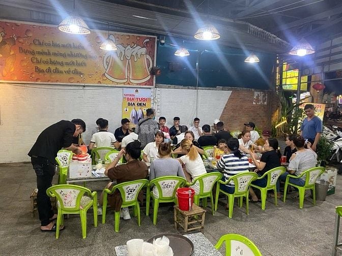 Sang gấp quán ăn Mt 743 giá 300 triệu, dĩ an, bình dương
