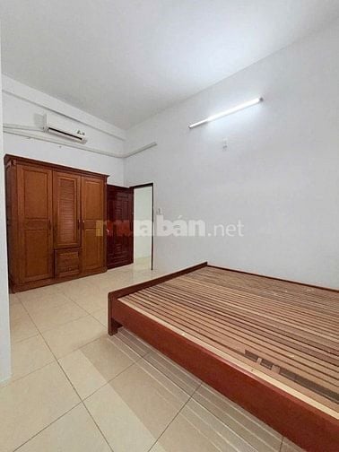 Nợ Quá Bán Nhà Mặt Tiền Đẹp 3 Tầng Full Nội Thất, Ngay Biển Hòa Minh 