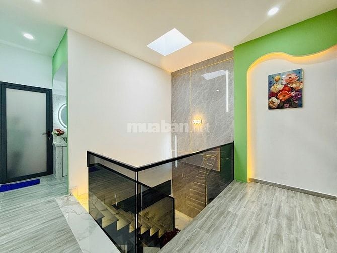 CHÍNH CHỦ BÁN NHÀ MỚI XÂY DIỆN TÍCH RỘNG NGAY LOTTE ĐÚC 1L ẦU 3PN