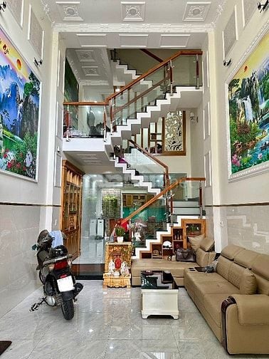GẤP!! Nhà 4.5 tấm 4x16 hẻm 1 sẹc 8m HƯƠNG LỘ 2 - Giá 7,2 t ỷ
