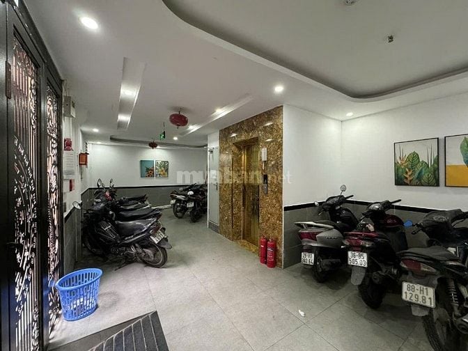 Bán Nhà Dòng tiền 60tr/tháng phố Bạch Mai 6 Tầng 1 Phòng Thang Máy 13T
