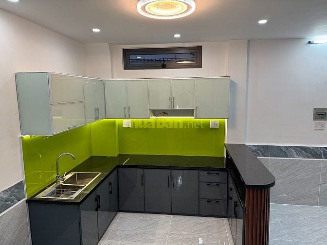 B.thự mini góc 2 mặt tiền, 3lầu, mới 100%, hẻm đẹp khu c.cấp Lê Văn Sỹ