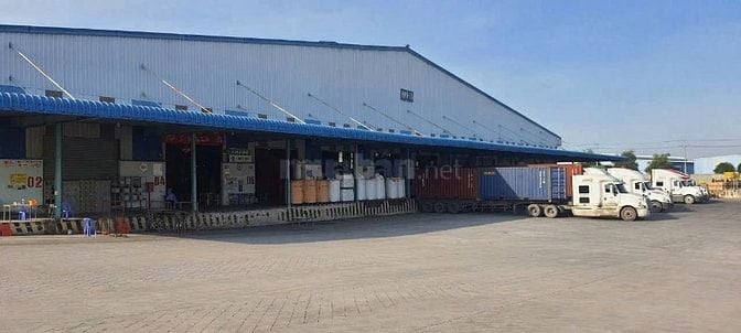 Cho thuê 2 kho xưởng đẹp,gần KCN Vĩnh Lộc, Quốc Lộ 1A , 800m2 &1.200m2