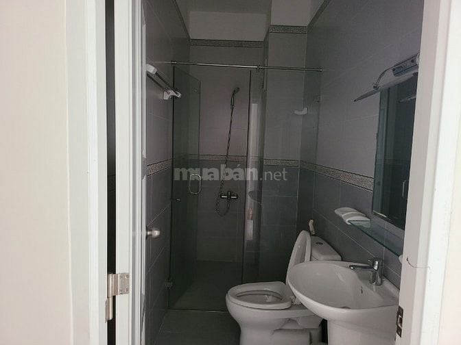 Chuyển nhượng nhà mặt phố Kênh 59 Tân Hóa, Phường Phú Thạnh, Tp.HCM