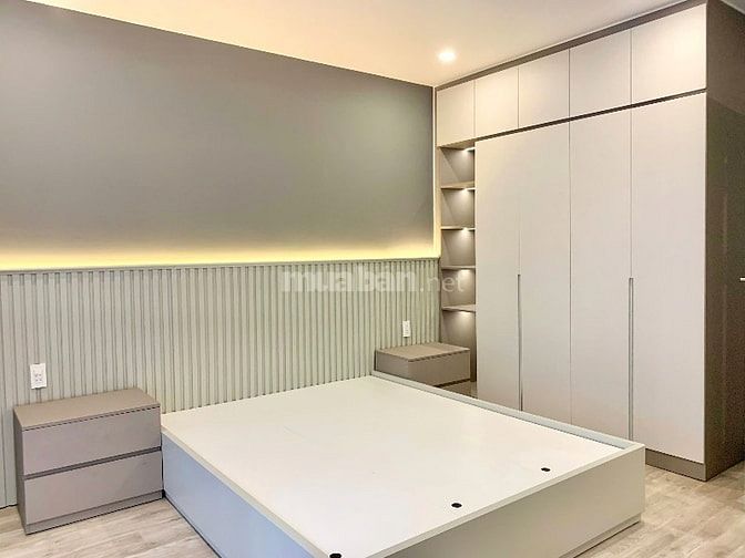 Cho thuê nhà Palm Residence, 6x17m đất, 3 tầng, 4PN, giá tốt