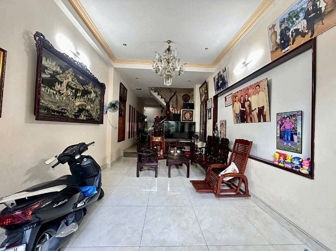 SẮP TỚI GIÁ RÙI NHÀ CHÍNH CHỦ MÀ QUÝ A CHỊ LÊN XIẾU E BỚT XIẾU LÀ MÌNH