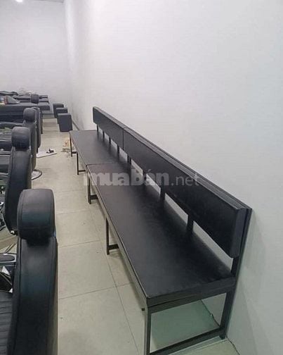 Tuyển Thợ Chính Cắt Tóc Nam Có Kinh Nghiệm Từ 1 -2 năm