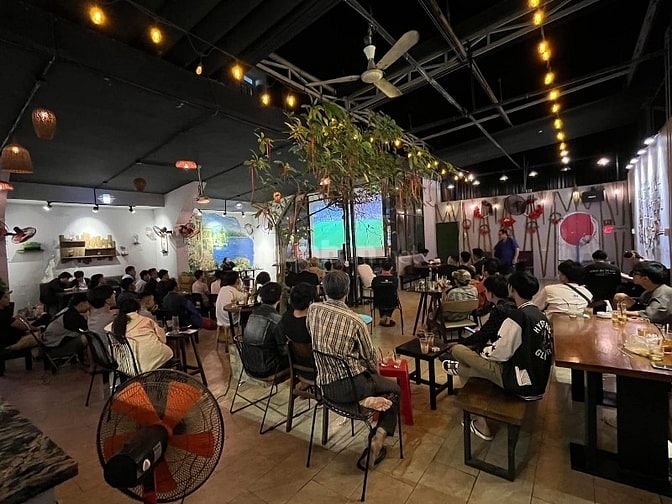 Sang nhượng quán Cafe 400m2 mặt tiền Âu Cơ, đã mở 4 năm