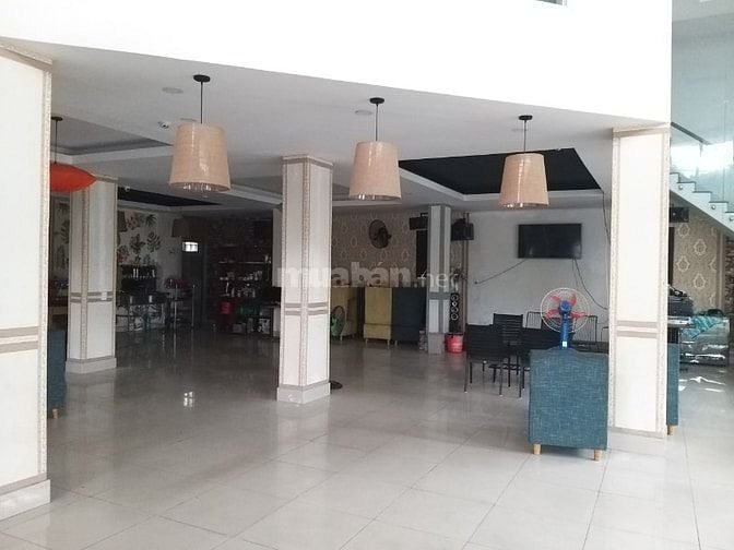 Bán tòa nhà 2 mặt tiền Hoàng Hữu Nam Quận 9 cũ giá 85 tỷ
