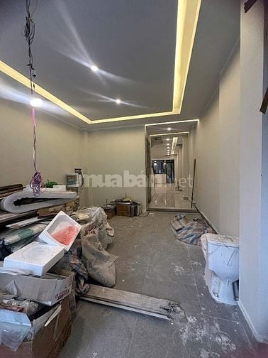 Hoàng Cầu, 62m2 sổ hoa khôi, Gara, trước nhà 5m ô tô tránh dừng đỗ