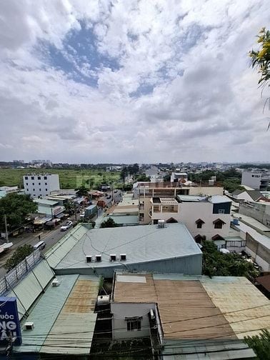 Bán tòa nhà 2 mặt tiền Hoàng Hữu Nam Quận 9 cũ giá 85 tỷ