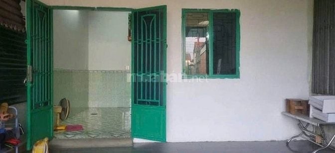 NGỘP NGÂN HÀNG CẦN BÁN GẤP CĂN NHÀ Ở HÓC MÔN, GiÁ 670 TRIỆU,102m2, SHR
